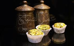 Man & Salwa Balls من و سلوى طابات
